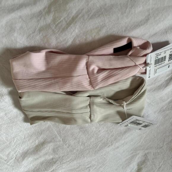 Lululemon Ribbed Nulu Twist-Front Headband 2-PACK Strawberry Milkshake/Bone NWT - Picture 4 of 4